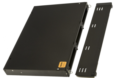 FO-19V-1U-3xSLT-W130H30-24UN-BK